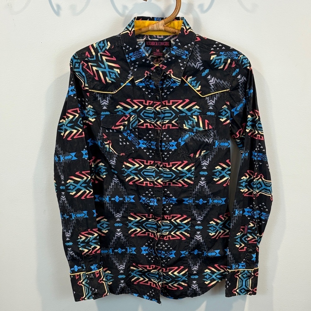 Rock & Roll Cowgirl Western Aztec Snap Button Shirt Size Medium